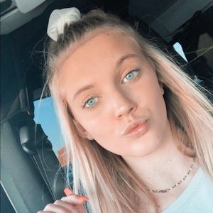 Meet your Posher, Christen